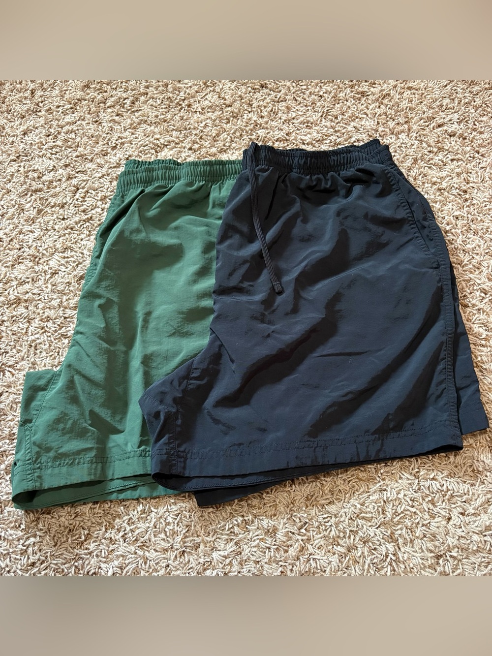Duluth Trading Co Men's Nylon Shorts 6” inseam size XL set of 2